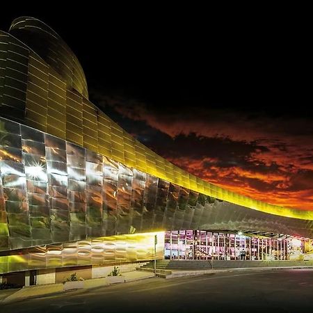 Cometa Center Бенидорм Экстерьер фото